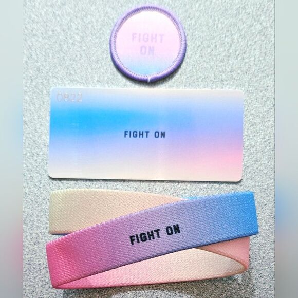 ZOX "FIGHT ON" #822 of 1000 medium ombre double w patch collectible wristband - Picture 1 of 4